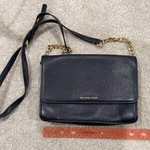 EUC Michael Kors Claire Small Pebbled Leather Navy Convertible Shoulder Bag
